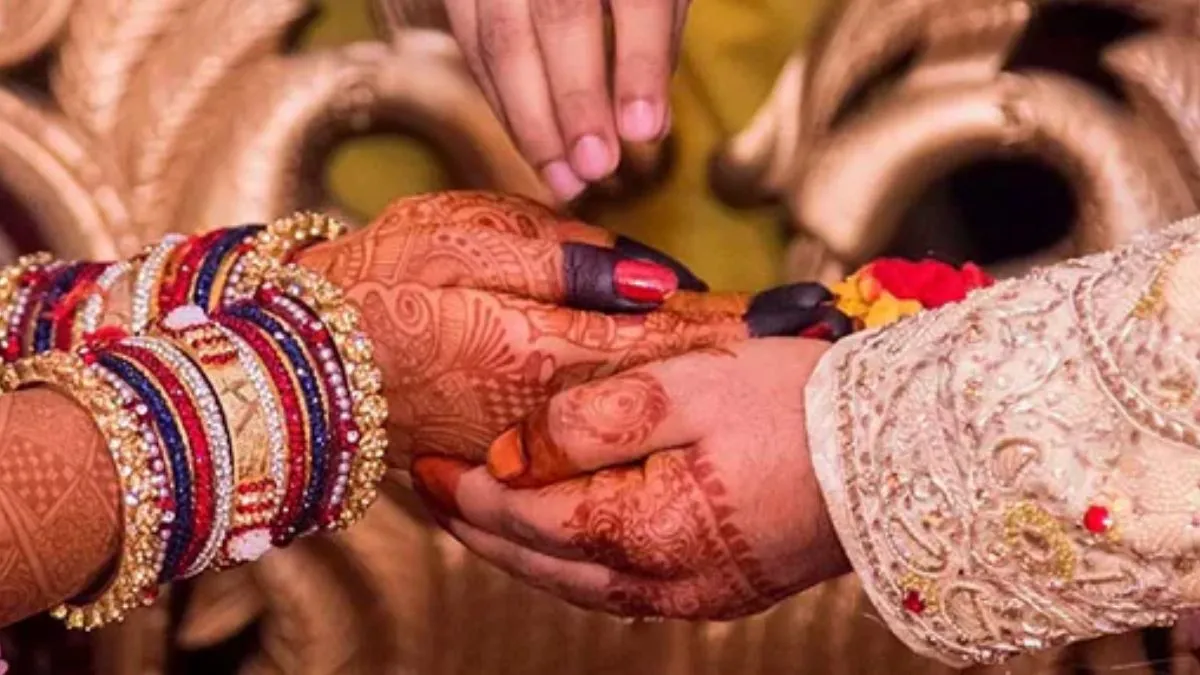 Love Jihad Case: इस राज्य में मुस्लिम युवक और हिंदू युवती की शादी का मामला गर्माया, विरोध में उतरा बजरंग दल, लव जिहाद का लगाया आरोप