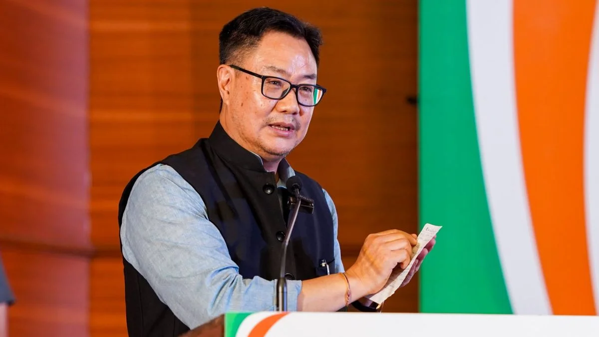 ‘विपक्ष अब चर्चा से भाग रहा…’, ऑपरेशन सिंदूर पर चर्चा के बीच किरेन रिजिजू बोले – 10 मिनट पहले शर्त लाना सही नहीं